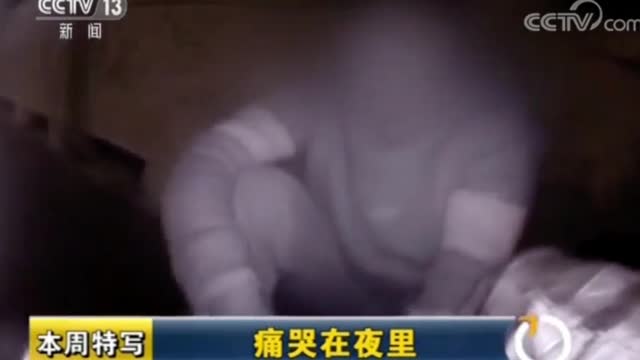 【男子骑车逆行被罚，崩溃痛哭：压力好大！】近日，浙江-央视新闻-图3