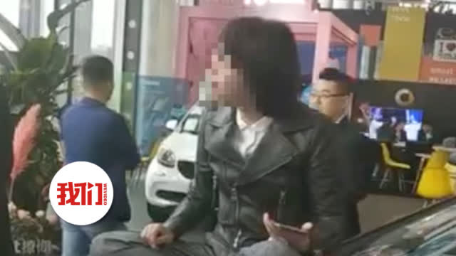 新浪财经：【#维权奔驰女车主被指拖欠钱款# 曾被堵入派出所-图3